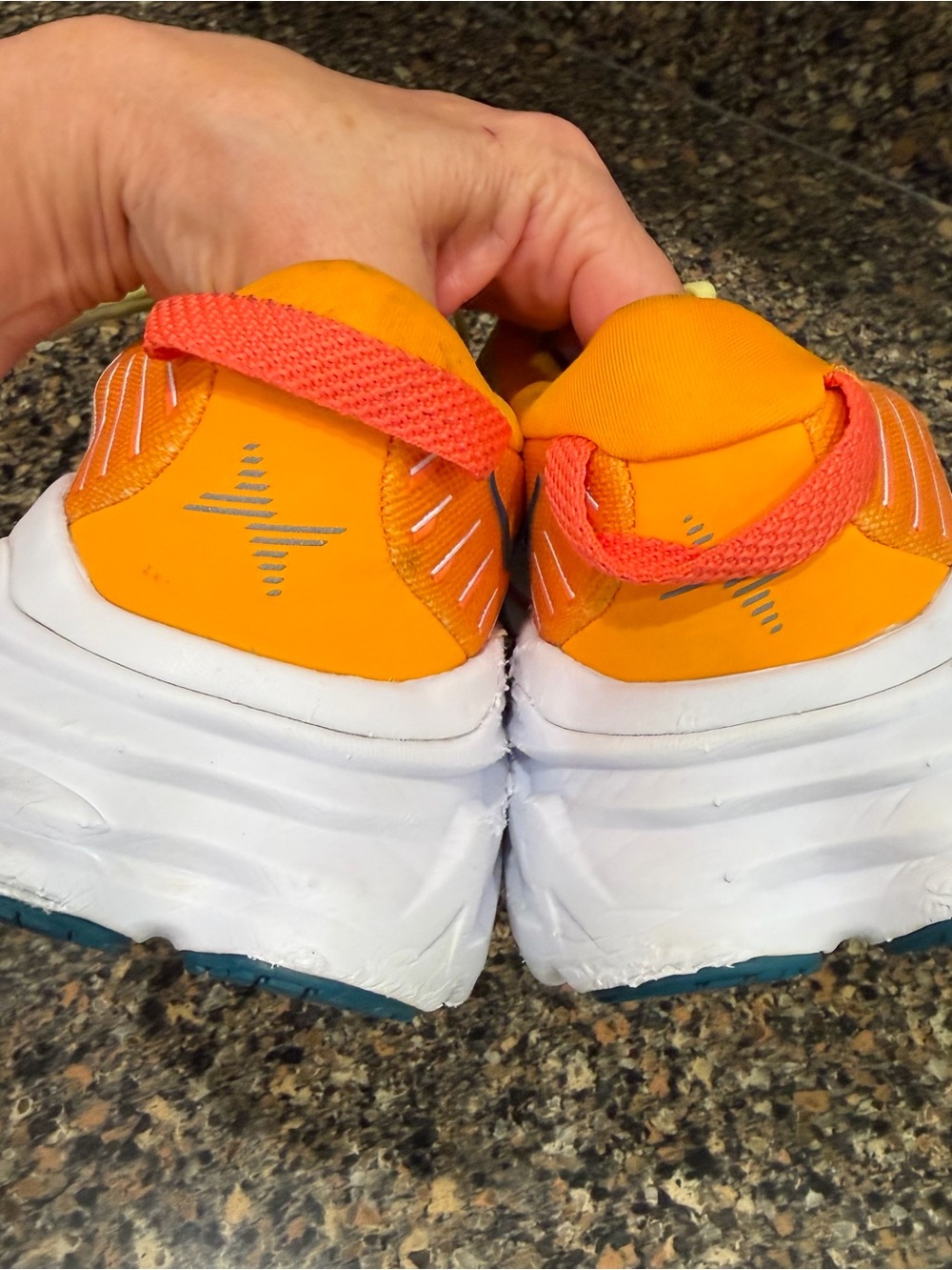Hoka Bondi Lightweight Running Shoes - Yellow & Orange Mens 13 - Picture 8 of 11